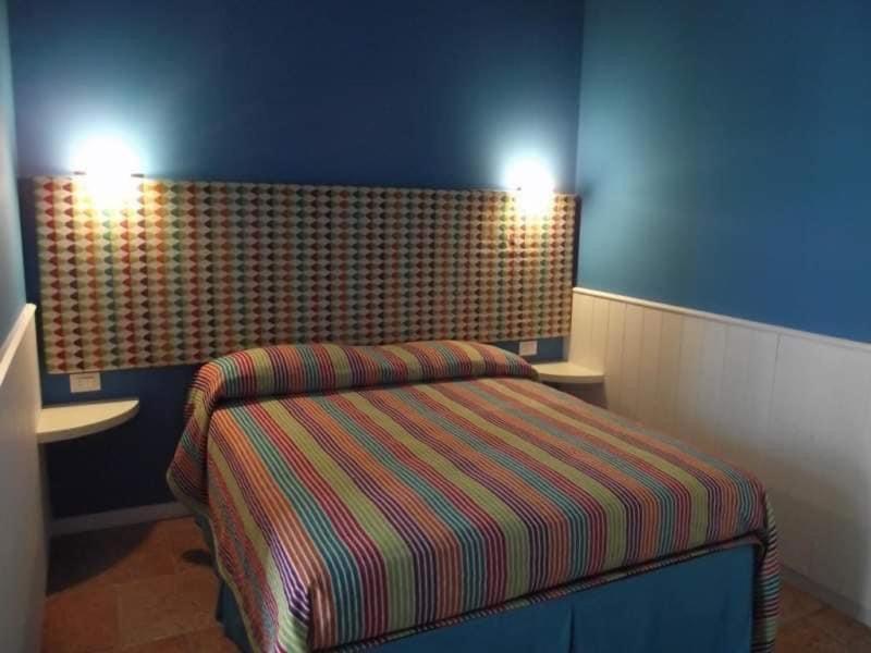 Baywatch Hotel Margherita Di Savoia Ngoại thất bức ảnh